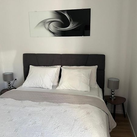 Apartments Mia Бибине Екстериор снимка