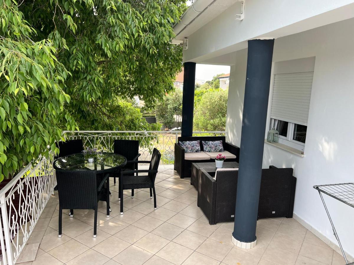 Apartments Mia Бибине Екстериор снимка