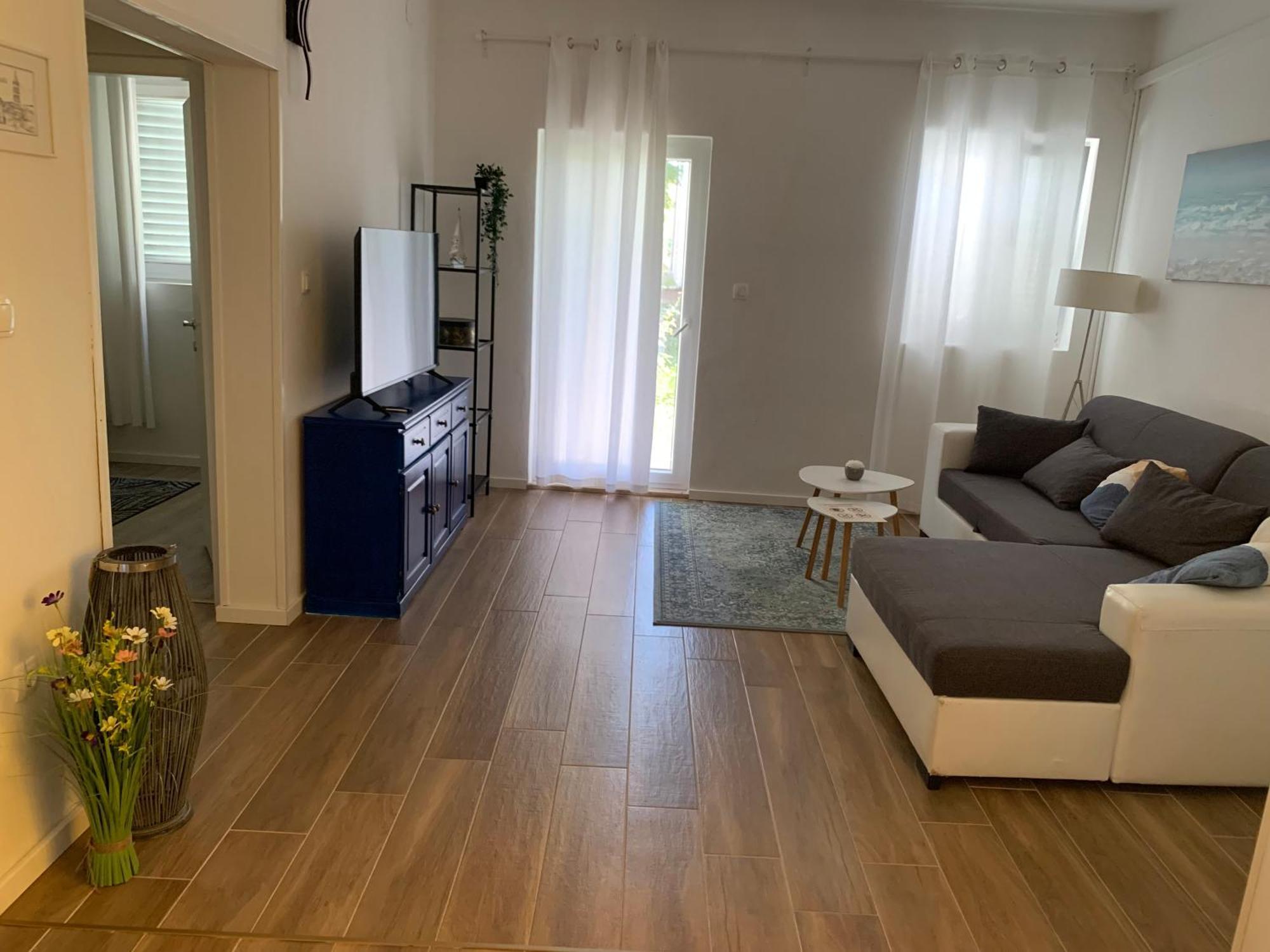Apartments Mia Бибине Екстериор снимка