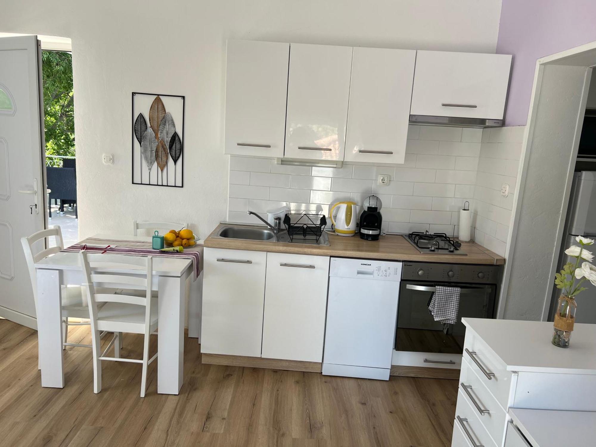 Apartments Mia Бибине Екстериор снимка