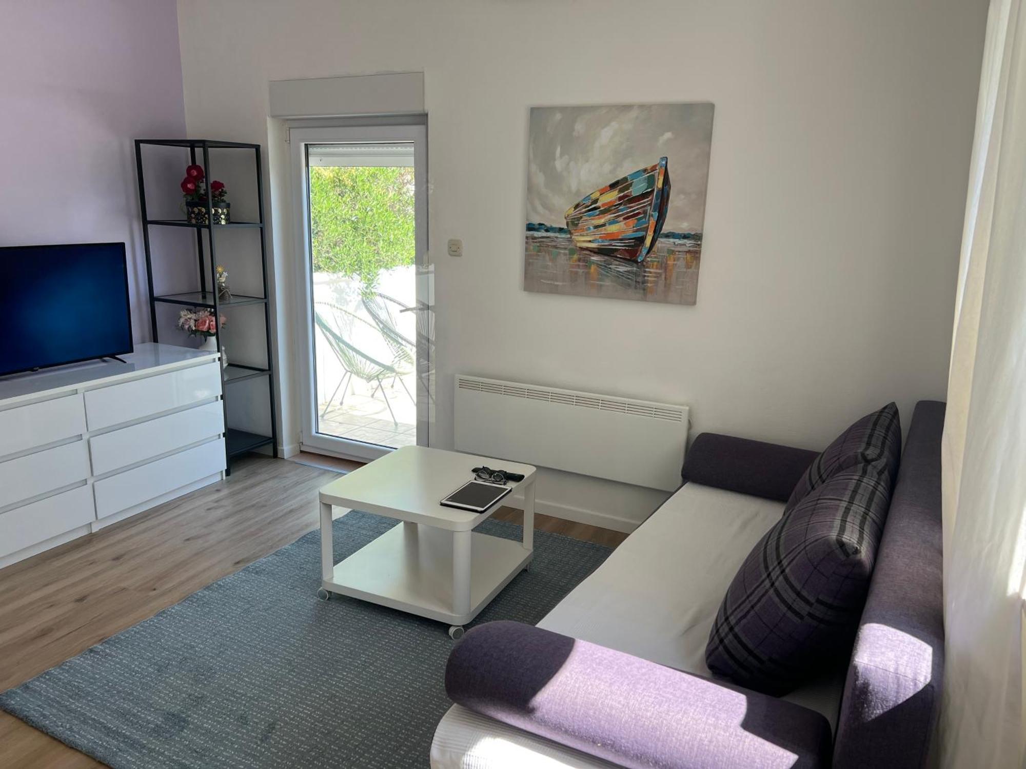 Apartments Mia Бибине Екстериор снимка